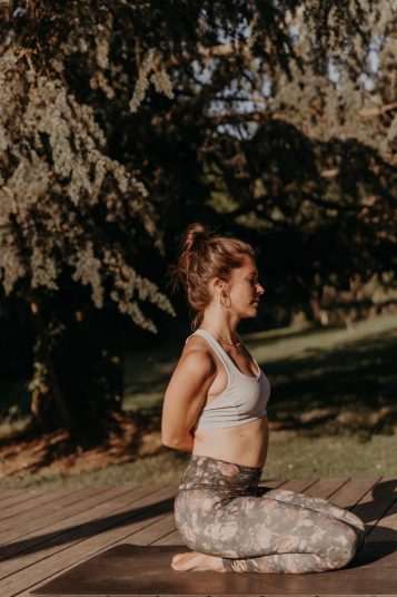 manie-yoga-nantes-21-5608-scaled