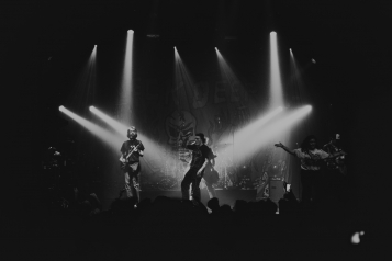 concert-neck-deep-paris-6689