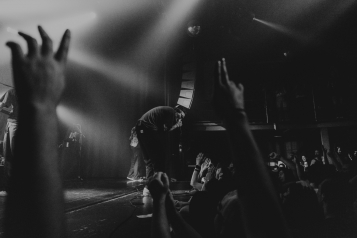 concert-neck-deep-paris-6869